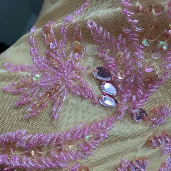 Elegant Strapless Embroidered Floral Lace & beading Fishtail Gown with Shawl - Picture 10 of 16